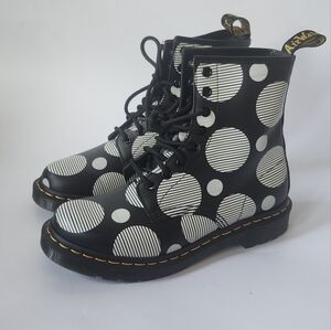 Dr. Martens 1460 Black White Polka Dot Leather Lace Up Combat Boot Sze US 8